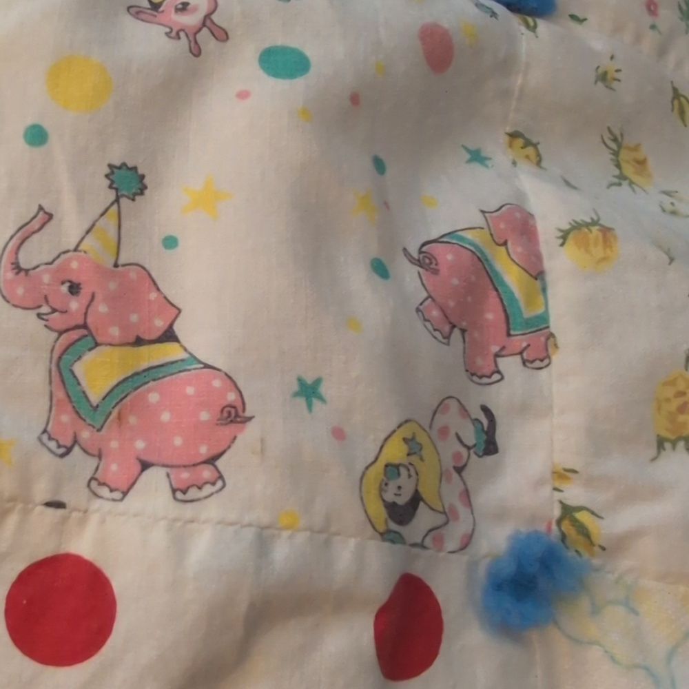 Vintage Homespun patchwork baby quilt floral zoo cottage core - Picture 4 of 10